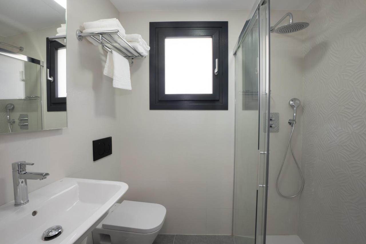 ホテル Nerja-Centro-Jacuzzi- Mirador De La Ermita- Adults Recommended エクステリア 写真