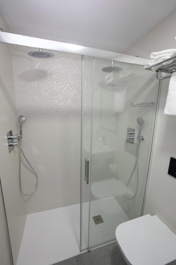 ホテル Nerja-Centro-Jacuzzi- Mirador De La Ermita- Adults Recommended エクステリア 写真