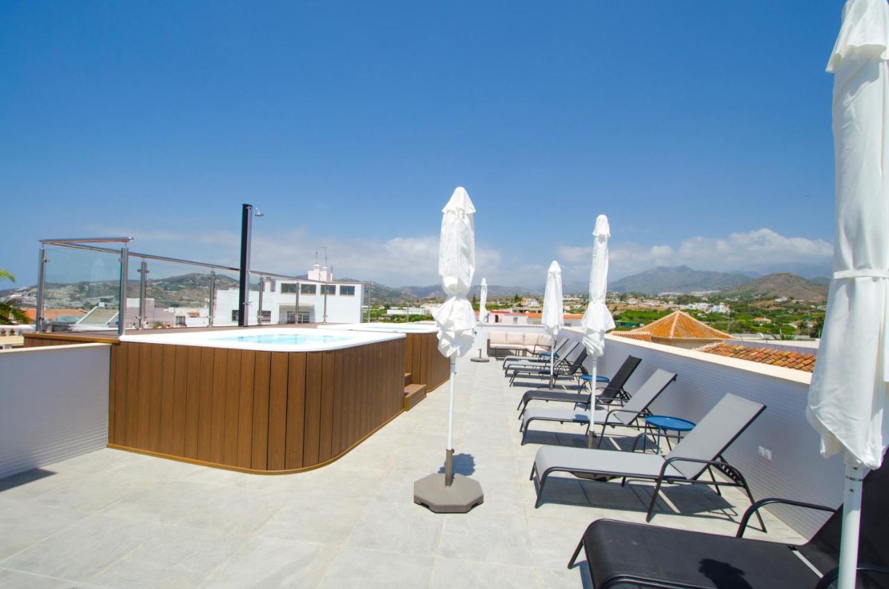 ホテル Nerja-Centro-Jacuzzi- Mirador De La Ermita- Adults Recommended エクステリア 写真